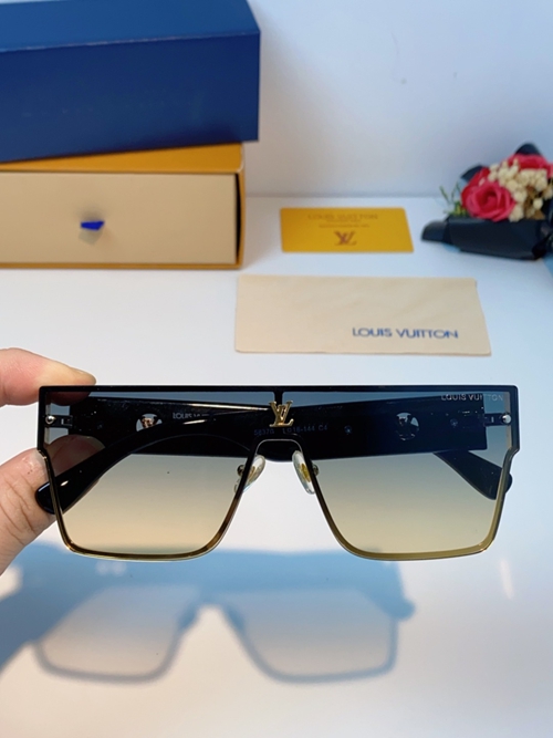 ルイヴィトンサングラス内部構造